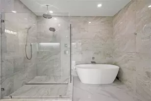 1240 Solitude Ln, Sarasota, FL 34242 - Photo 39