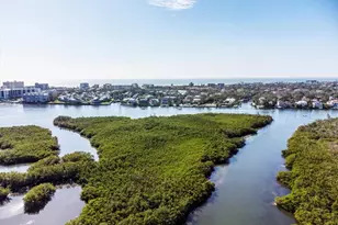 5450 Eagles Point Cir, Sarasota, FL 34231 - Photo 5