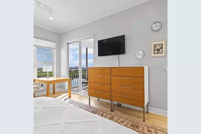 5450 Eagles Point Circle #404, Sarasota, FL 34231 - Photo 7