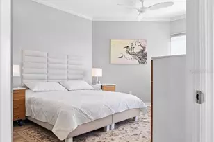 5450 Eagles Point Cir, Sarasota, FL 34231 - Photo 9