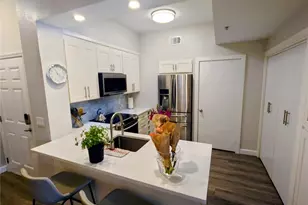 200 4th Ave S, Saint Petersburg, FL 33701 - Photo 27