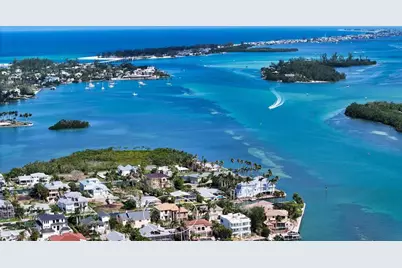 795 Marbury Lane, Longboat Key, FL 34228 - Photo 3