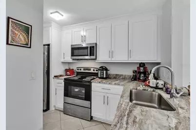 5370 Royal Palm Avenue #5370, Sarasota, FL 34234 - Photo 7