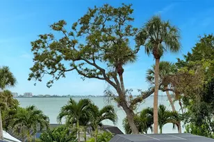 359 N Shore Dr, Sarasota, FL 34234 - Photo 41