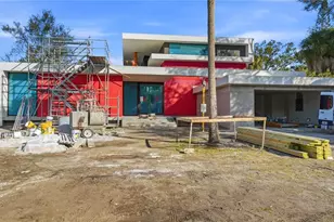 359 N Shore Dr, Sarasota, FL 34234 - Photo 5