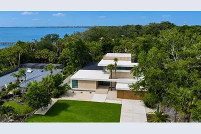 359 N Shore Drive, Sarasota, FL 34234 - Photo 3