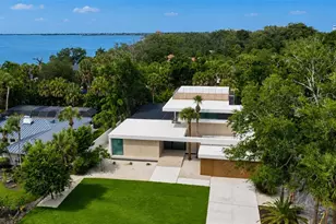 359 N Shore Dr, Sarasota, FL 34234 - Photo 3