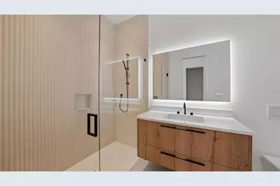359 N Shore Drive, Sarasota, FL 34234 - Photo 31