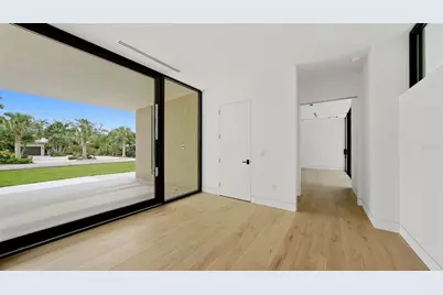359 N Shore Drive, Sarasota, FL 34234 - Photo 15