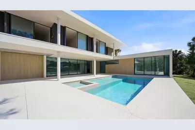 359 N Shore Drive, Sarasota, FL 34234 - Photo 15