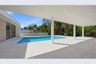 359 N Shore Drive, Sarasota, FL 34234 - Photo 13