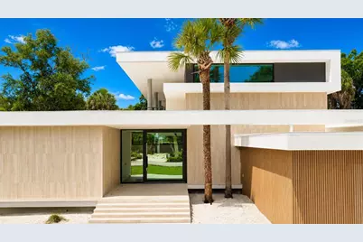 359 N Shore Drive, Sarasota, FL 34234 - Photo 5