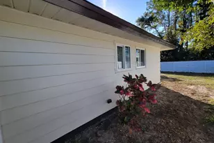 2784 Martin St, Sarasota, FL 34237 - Photo 11