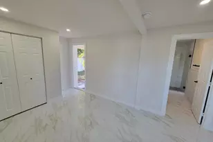 2784 Martin St, Sarasota, FL 34237 - Photo 17