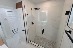 2784 Martin St, Sarasota, FL 34237 - Photo 41