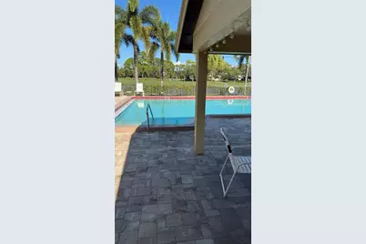 4640 Weybridge #12, Sarasota, FL 34235 - Photo 13