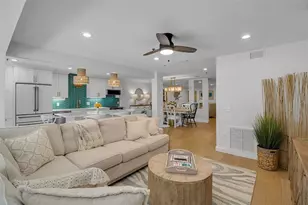 2123 Harbourside Dr, Longboat Key, FL 34228 - Photo 23