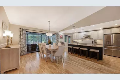 4711 Maid Marian Lane, Sarasota, FL 34232 - Photo 5