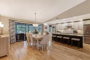 4711 Maid Marian Ln, Sarasota, FL 34232 - Photo 5