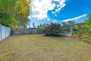 3040 Tyrone Ln, Sarasota, FL 34239 - Photo 43