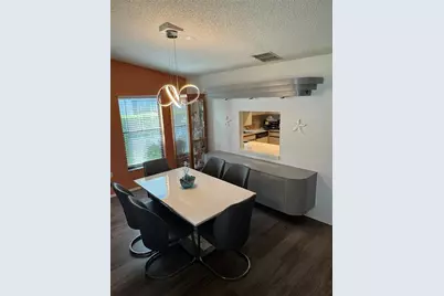 374 Oak Hill Drive #37, Sarasota, FL 34232 - Photo 3