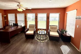 374 Oak Hill Dr, Sarasota, FL 34232 - Photo 7