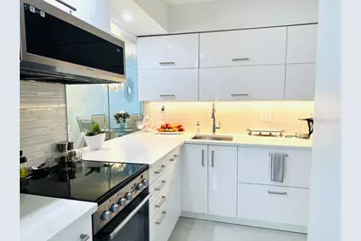 1845 Bough Avenue #B, Clearwater, FL 33760 - Photo 5