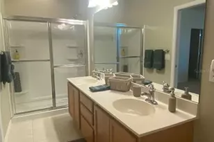 3880 82nd Ave Cir E, Sarasota, FL 34243 - Photo 19