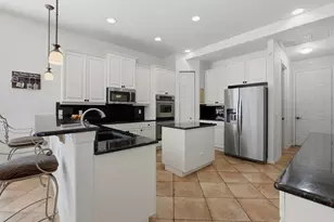 6627 38th Ln E, Sarasota, FL 34243 - Photo 23