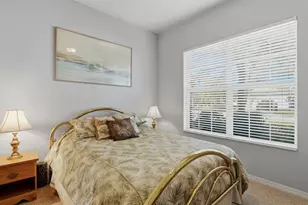 6627 38th Ln E, Sarasota, FL 34243 - Photo 37