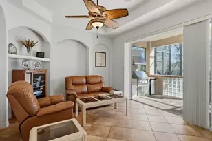 6627 38th Ln E, Sarasota, FL 34243 - Photo 15