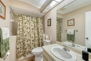 4207 Bowling Green Cir, Sarasota, FL 34233 - Photo 33