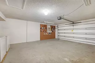 4207 Bowling Green Cir, Sarasota, FL 34233 - Photo 35