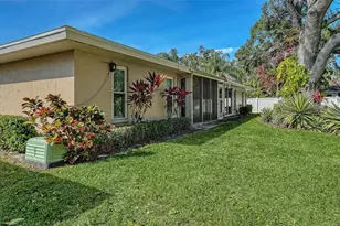 4207 Bowling Green Cir, Sarasota, FL 34233 - Photo 43