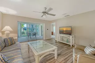 4207 Bowling Green Cir, Sarasota, FL 34233 - Photo 21