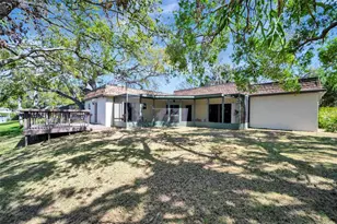 3428 Mineola Dr, Sarasota, FL 34239 - Photo 29