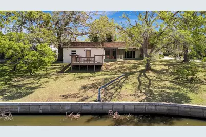 3428 Mineola Drive, Sarasota, FL 34239 - Photo 25