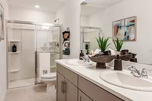10648 Orbit Ter, Sarasota, FL 34241 - Photo 13