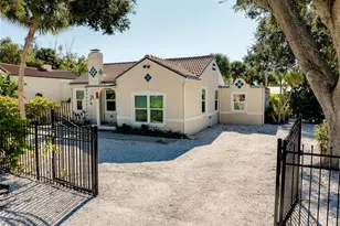 223 Palmetto Rd W, Nokomis, FL 34275 - Photo 95