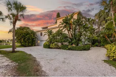 504 59th Street, Holmes Beach, FL 34217 - Photo 43