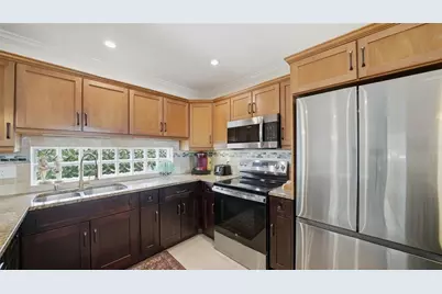 106 Twin Shores Boulevard, Longboat Key, FL 34228 - Photo 13