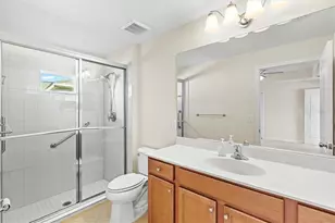 12734 Shimmering Oak Cir, Venice, FL 34293 - Photo 27