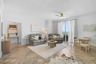 750 N Tamiami Trl, Sarasota, FL 34236 - Photo 5