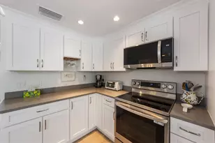 413 Poinsettia Rd, Anna Maria, FL 34216 - Photo 11