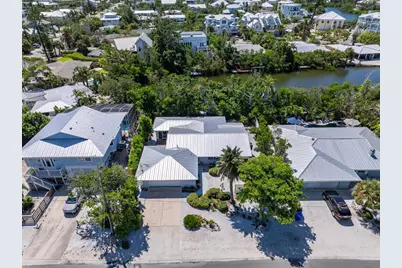 413 Poinsettia Road, Anna Maria, FL 34216 - Photo 45