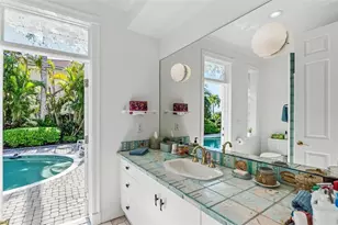 5382 Sandhamn Pl, Longboat Key, FL 34228 - Photo 23