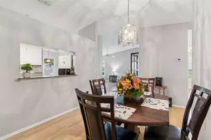 2911 74th St W, Bradenton, FL 34209 - Photo 7