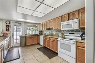 2911 74th St W, Bradenton, FL 34209 - Photo 43