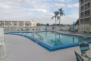 3774 Lake Bayshore Dr, Bradenton, FL 34205 - Photo 23