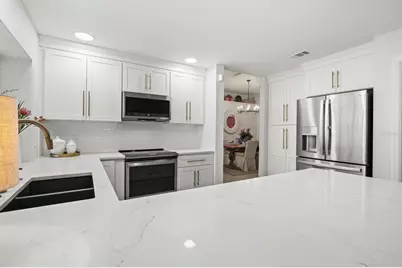 4706 Dundee Drive, Bradenton, FL 34210 - Photo 15